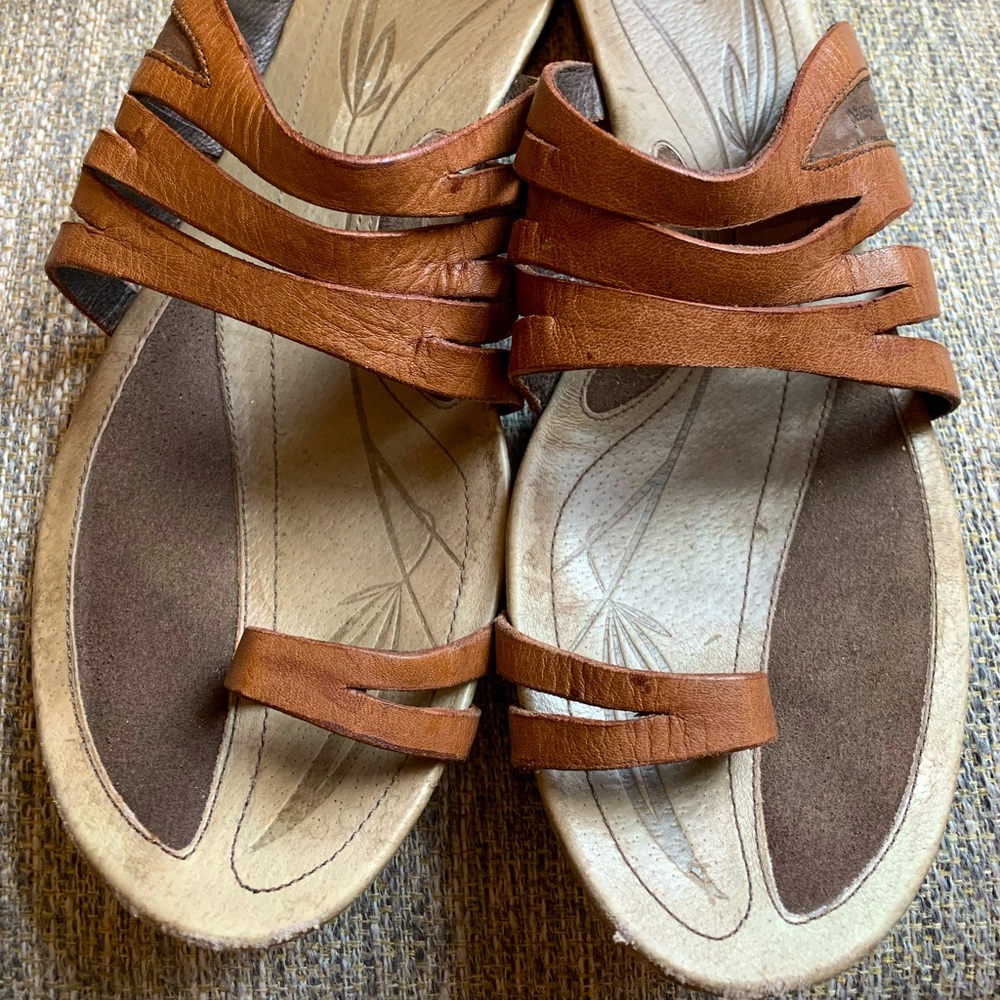 PATAGONIA Women's brown Leather Bandha Slice Slide